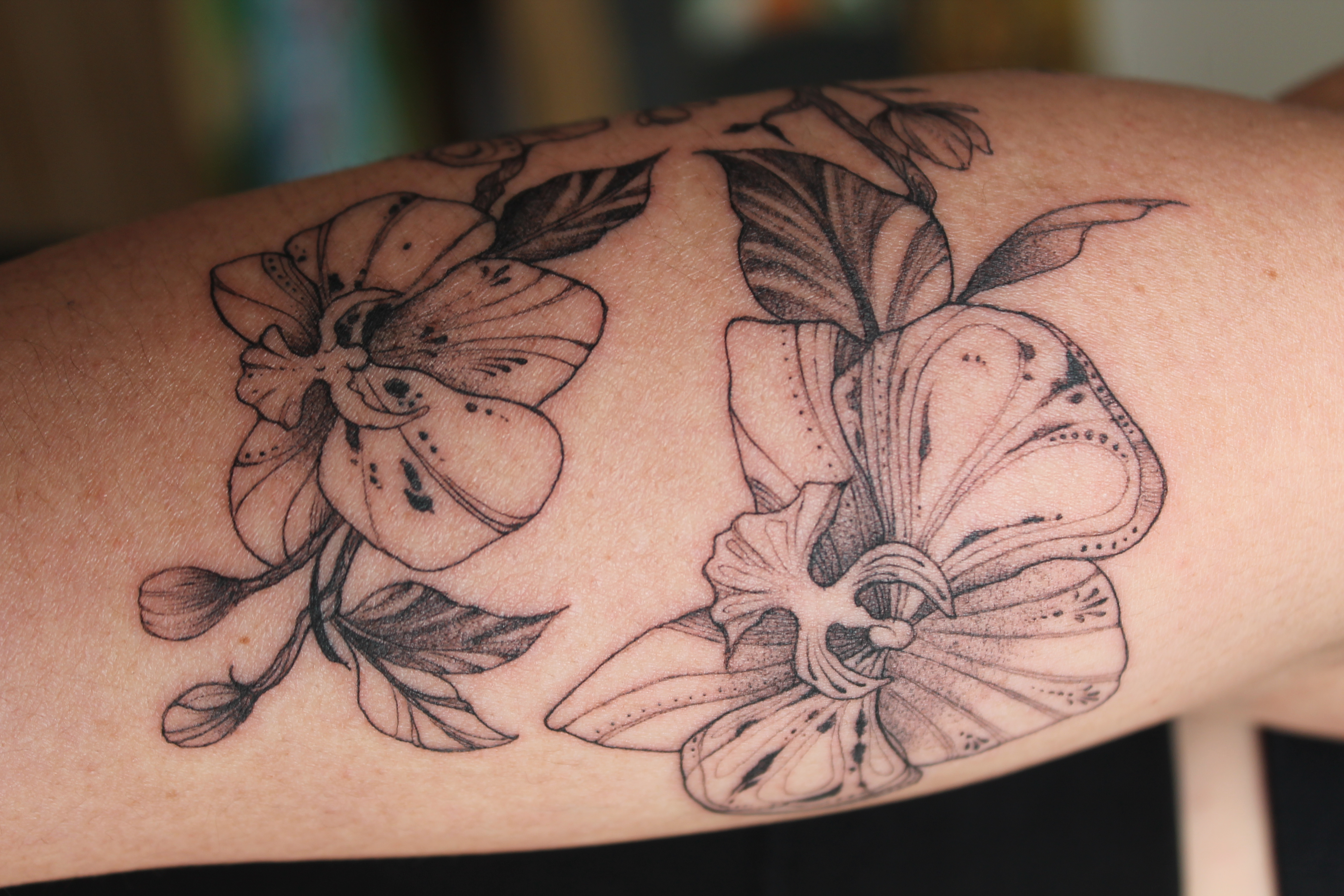 Sword with lace ribbon tattoo